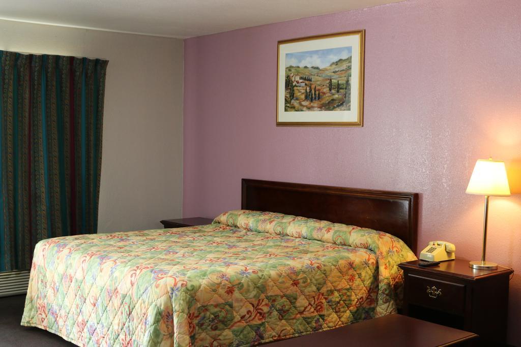 Budget Inn Jasper Стая снимка